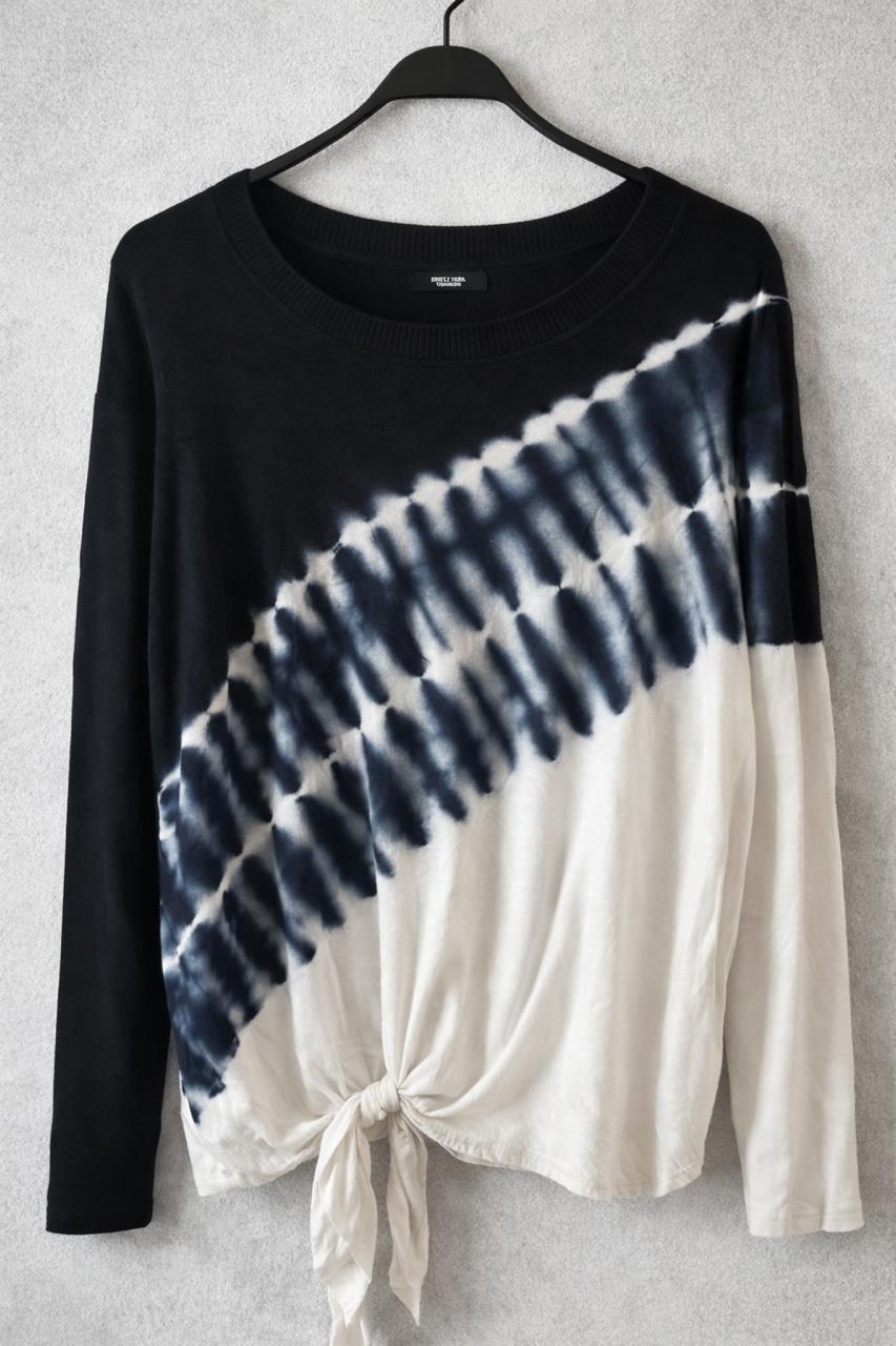Polera VeraWang Blanco Con Negro - LaOtraPrenda.cl - Polera