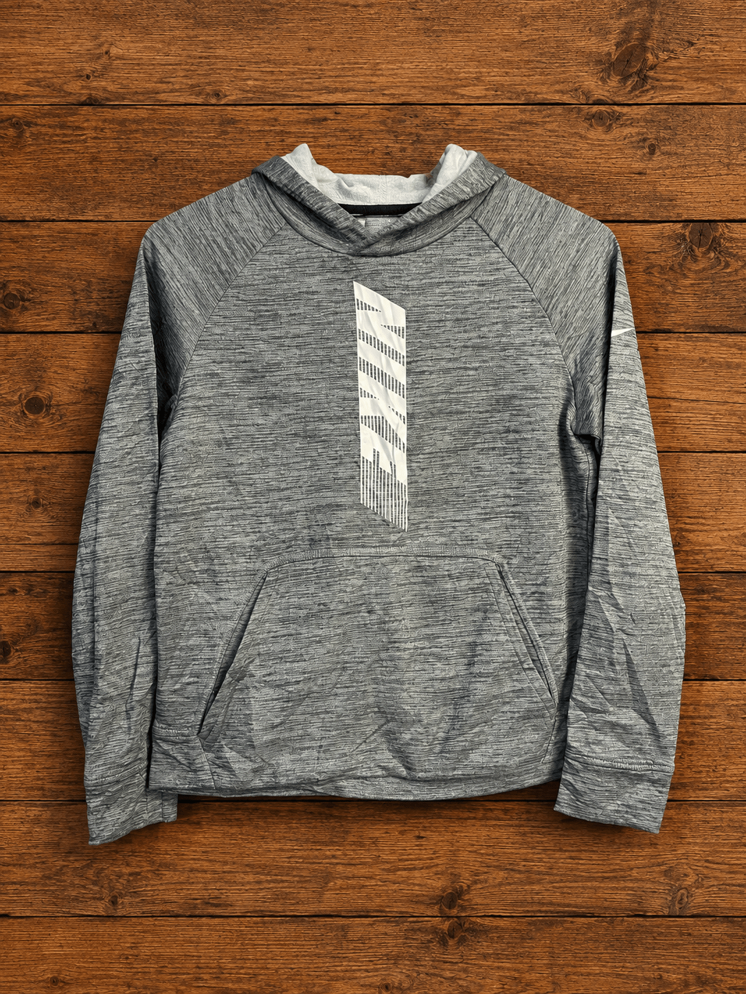 Poleron Niño Nike Standar Fit Gris - LaOtraPrenda.cl - Ropa