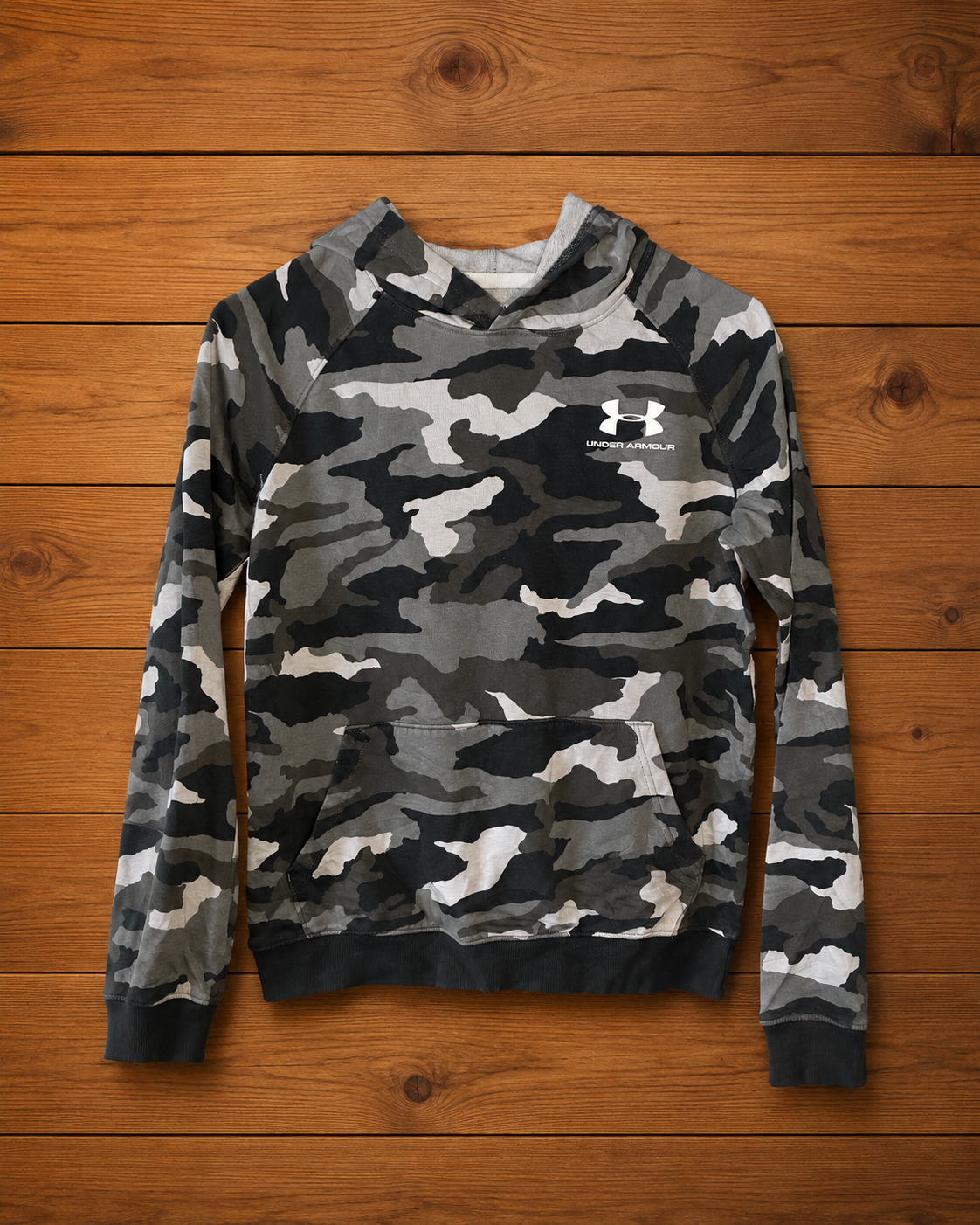 Poleron Niño Under Armour Camuflado Gris